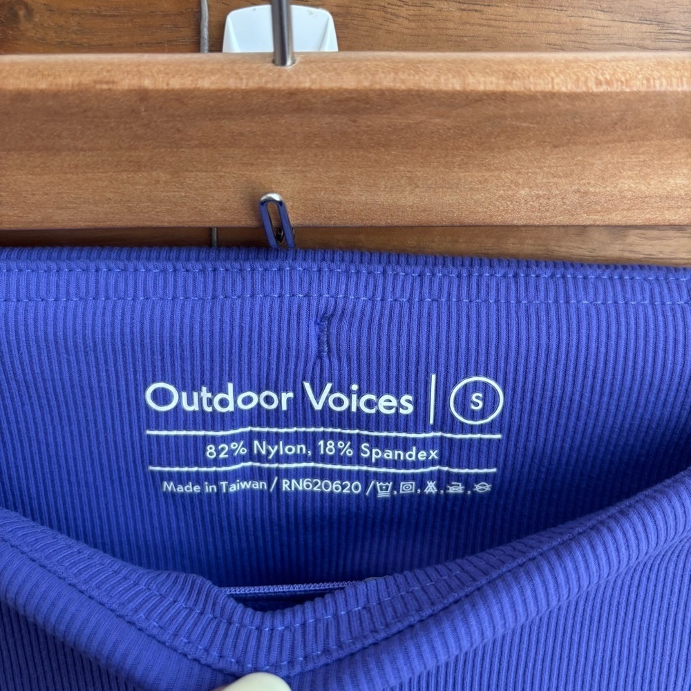 Outdoor Voices Ribbed Flare Leggings, Size S - Picture 7 of 12